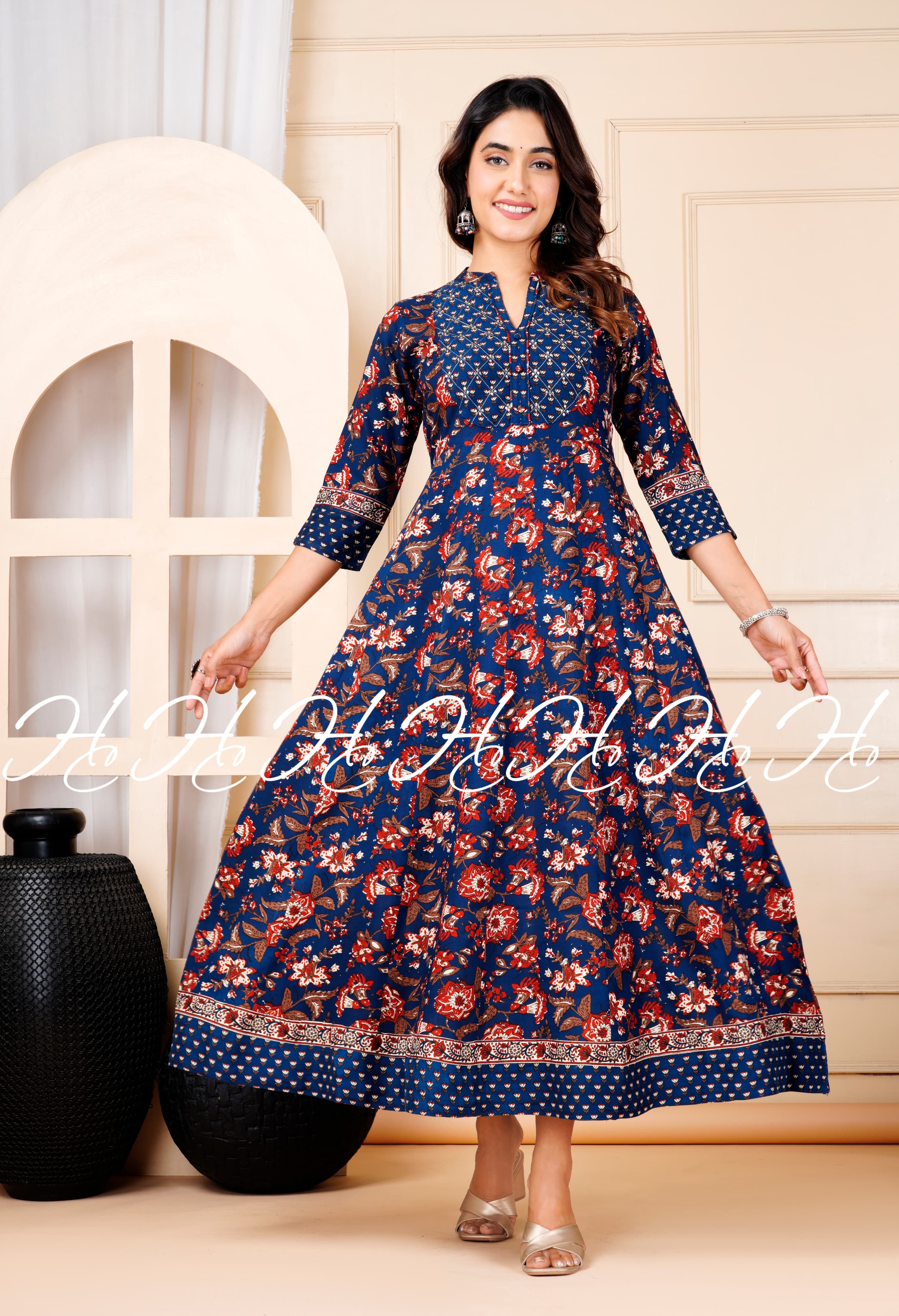 Blue Mandarin Collar Floral Printed Kurti with Lace Border at Bottom