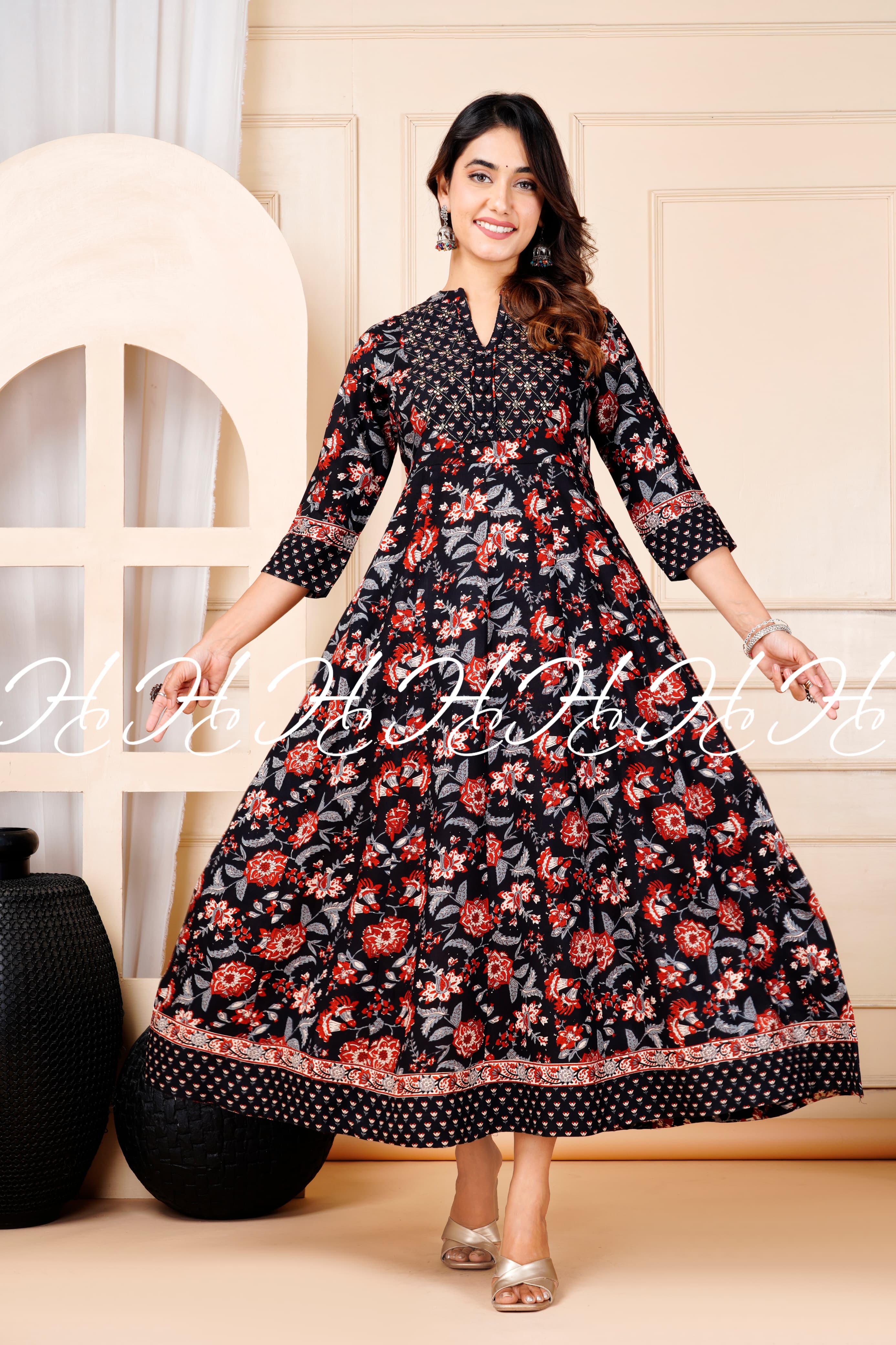 Black Mandarin Collar Fancy Kurti with Lace Border at Bottom