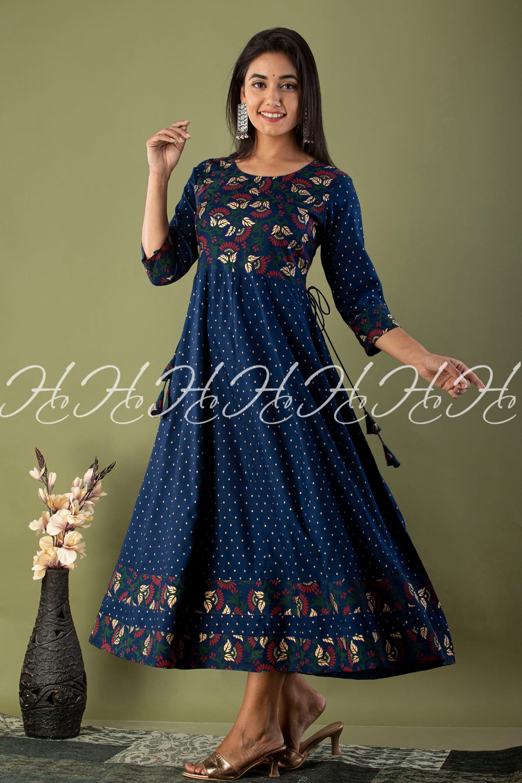 Blue Side Knot Fancy Kurti Design